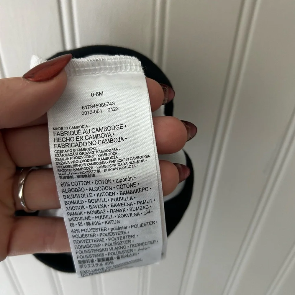 Nike Baby 0-3 Months White and Black Beanie Hat